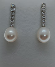 Cargar imagen en el visor de la galería, PENDIENTES ORO BLANCO 1ª LEY 18 KTES 401 4016WA