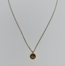 Cargar imagen en el visor de la galería, GARGANTILLA ORO 1ª LEY 18 KTES CON DIAMANTE 56103748G