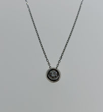 Cargar imagen en el visor de la galería, GARGANTILLA ORO BLANCO 1ª LEY 18 KTES Y DIAMANTE 428132SBG
