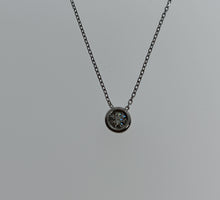 Cargar imagen en el visor de la galería, GARGANTILLA ORO BLANCO 1ª LEY 18 KTES Y DIAMANTE 4295393WBG
